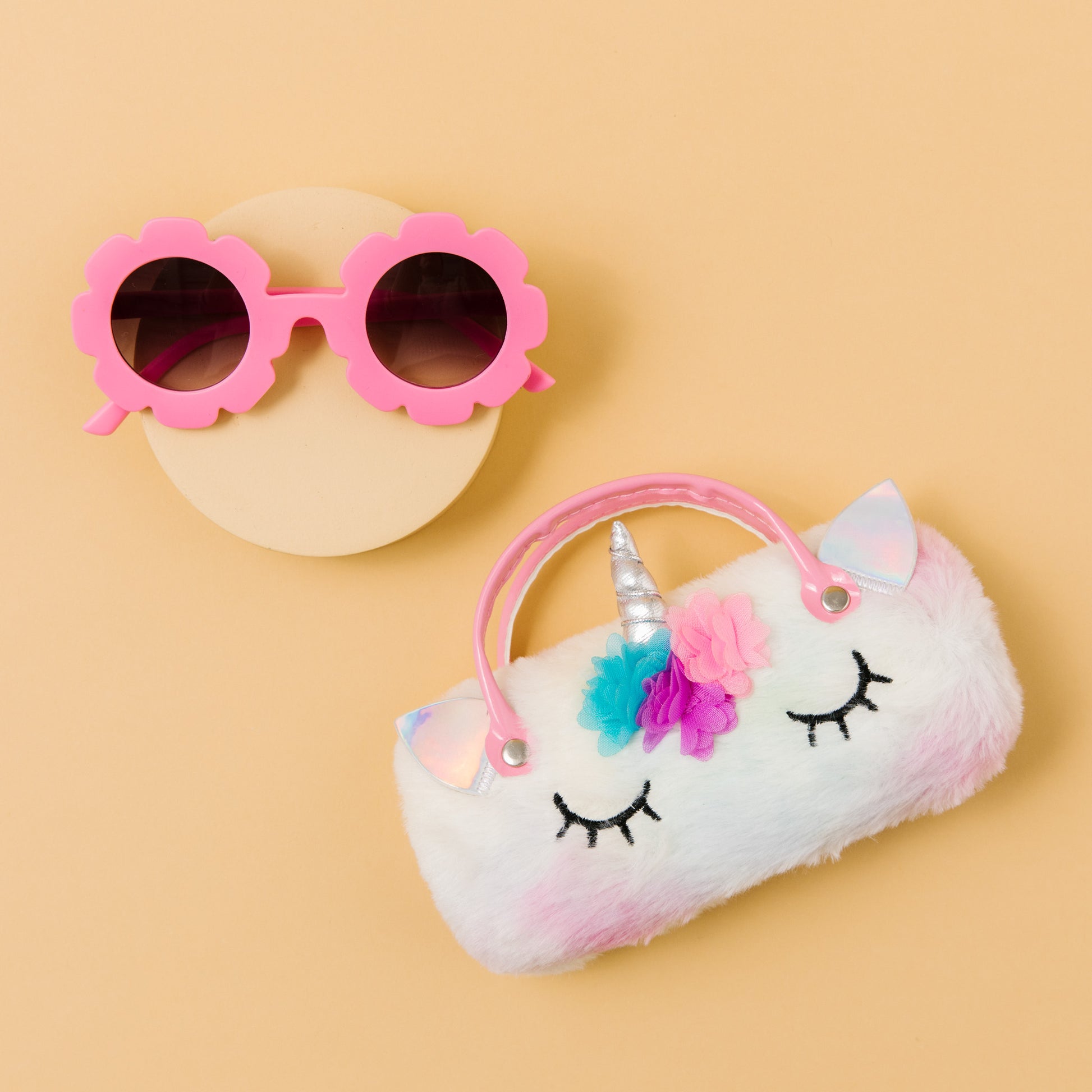 Plush unicorn bag Childrens hard-shell sunglass or makeup bag